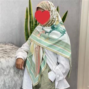 روسری ابریشم توییل سبز  شارژ شد