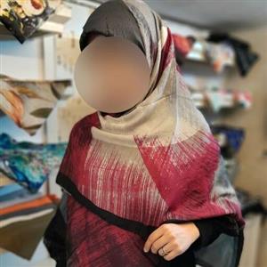 روسری شیک طرح خطی و آبرنگی