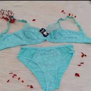 ست سوتین وشورت نخی