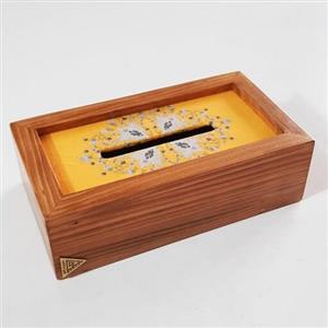 جعبه  دستمال چوبی با روکش پارچه مخمل کوبیده طرح دلنواز زرد  آرتمان