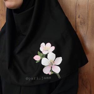 مقنعه مشکی بروجرد قد 90 با نقاشی طرح شکوفه