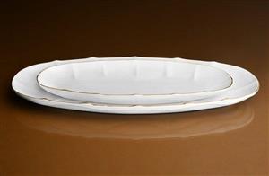 دیس سایز بزرگ چینی لب طلای مقصود مناسب ماهی و کباب  طول کار 50 سانت عرض 20 سانت