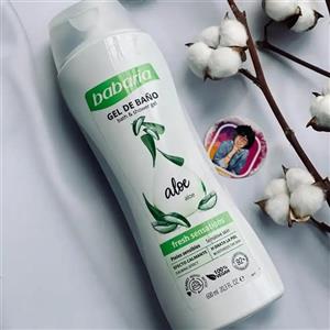شامپو بدن باباریا رایحه رز اصل اسپانیا حجم 600 میلی لیتر شاورژل
