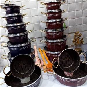 فورج ماموت مدل جدید سرویس های 16پارچه زنبوری کف طرح دار طرح چدن دسته طلایی باکیفیت علی