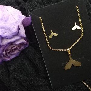 نیم ست استیل طلایی شیک ساده و ترند و خوشگل مدل بی تی اس