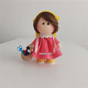 عروسک روسی طرح خیاط 15 سانتی با قابلیت ایستایی و آویز شدن