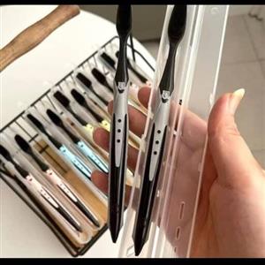 مسواک ذغالی (بدون نیاز به خمیر دندان) 