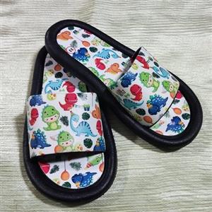 دمپایی دخترانه طرح دایناسور