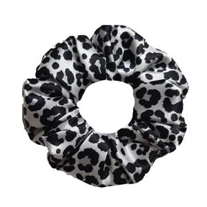 کش مو زنانه مدل  اسکرانچی ساتن