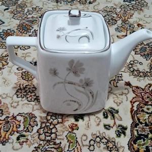 قوری مربعی مقصود