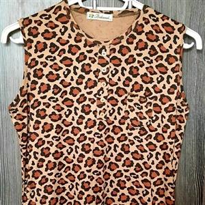 تاپ پلنگی تاپ پلنگی زنانه قواره دار تاپ زنانه پلنگی شیک تاپ پلنگی باکیفیت