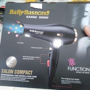 سشوار تضمینی baby basno بسیار پر قدرت دارای سرد و گرم 9000w وات پر قدرت دارای لوگوی طلایی اصالت کالا همراه با  ملزومات 