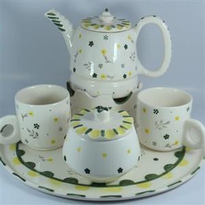 ست چای خوری دونفره سرامیکی..قابل سفارش در رنگ های مختلف. همچنین قبل از سفارش در صورت تمایل خوشحال میشم راهنماییتون کنم.