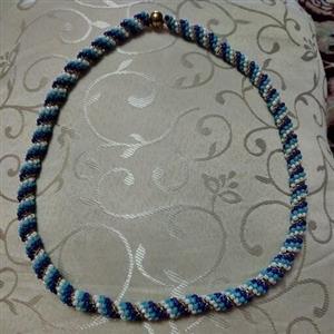 گردنبند اسپیرال با منجوق گرد