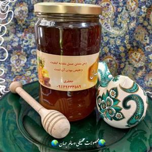 عسل پیاز طبیعی .خاص وکمیاب.زنبوراز خودشهدگیاه پیاز تغدیه کرده.تقویت ریه .ضد ریزش مو.خوش عطروطعم
