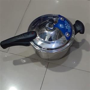 زودپزاستیل 4لیتری نیوهوم