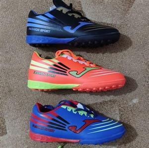کفش فوتبال استوک ریز خارجی