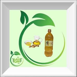 روغن بادام شیرین ایرانی یک لیتری خالص و طبیعی با تضمین کیفیت.  دنیای کالای زیتون ارسال به سراسر کشور