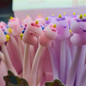 روان نویس سیلیکونی یونیکورن. جوهر مشکی