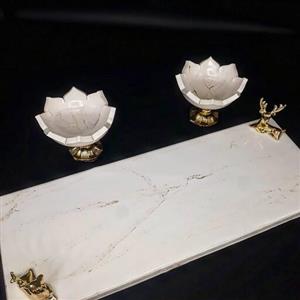 رولت خوری پذیرایی یا دکوراتیو پایه دار رزینی بهمراه 6 عدد پیاله یا زیرلیوانی رزینی 