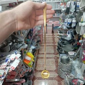قاشق همزن طلایی بلند