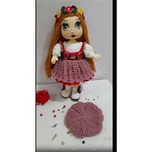 عروسک بافتنی دختر  زیبا بافته شده از کاموا مرغوب ایرانی سراسر مفتول گذاری شده  در رنگبندی دلخواه مشتری