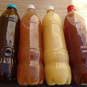بسته 4 بطری یک ونیم لیتری شیره انگور آبغوره عسکری بدون نمک آبلیموطبیعی سرکه سیب