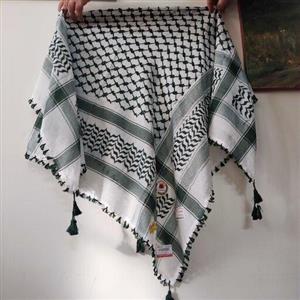 چفیه  هندی  با زمینه سفید