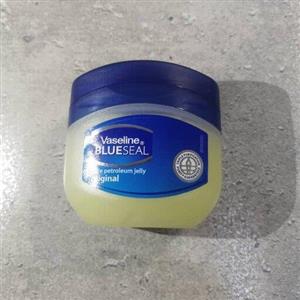 کرم وازلین مدل بلوسیل با ژل نفت خالص اصل حجم 50 میلی لیتر Vaseline BLUESEAL pure petroleum jelly 