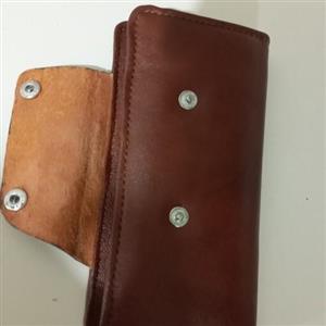 کیف پول و جا کارتی 12 تایی کتی  تا شو با دوخت بسیار عالی چرم گاوی و بزی  -
