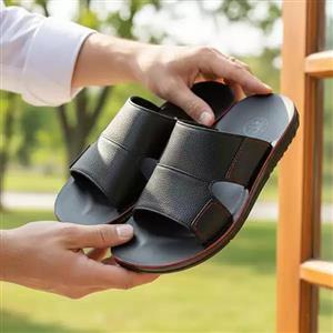 صندل مردانه مدل پویا تولیدی شیما در رنگبندی مشکی صدری شتری و سایزبندی 40تا45