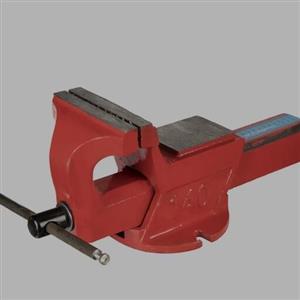 گیره صنعتی رومیزی 140 پویا صنعت 1 سال 