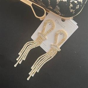 ارسال رایگان گوشواره میخی نگین دار طلایی مجلسی