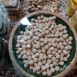 کشک محلی مالورد(کشک گاوی 500 گرمی) تازه و خوشمزه بدون مواد افزودی وسرشاراز کلسیم(خشک نیست)