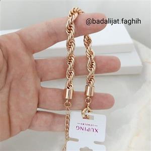 دستبند طنابی برند ژوپینگ کاملا رنگ ثابت و فوق العاده شیک و دقیقا شبیه طلا