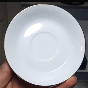 نعلبکی سفید لب طلا ساده چینی لورین اصفهان