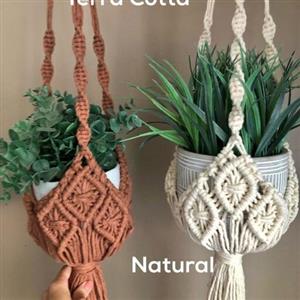 آویز گلدان مکرومه طرح ثمین