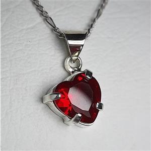 گردنبند نقره ظریف زنانه به همراه سنگ یاقوت سرخ سنتتیک قلبی (G.1022)
