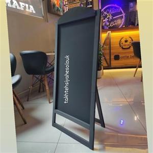 تخته سیاه گچی استنددار فریم رنگی طوسی ویژه منو کافیشاپ و رستوران