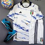 لباس دوم تیم ملی ایتالیا 2023،2024