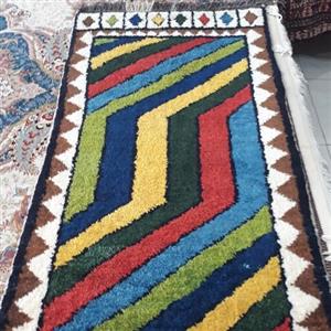 گبه دستباف بختیاری با پشم دستریس و رنگ کاملا گیاهی