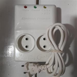 محافظ برق 2خانه