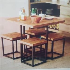 میز نهارخوری چهار نفره