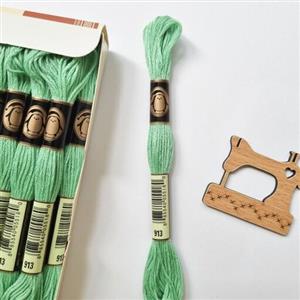 نخ گلدوزی پنگوئن سبز بهاری روشن 913