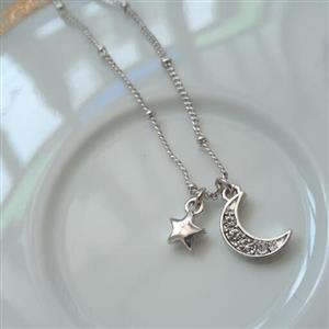گردنبند استیل ماه و ستاره. نگین دار