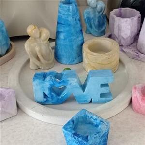 ست شش تکه جذاب رمانتیک ، طرح و رنگ مختلف ، جا شمعی و جا وارمری ، سینی دایره ، تندیس لاو ، مجسمه معشوق ، گلدان