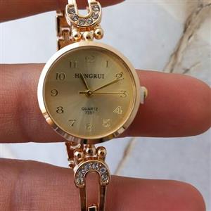 ساعت مچی زنانه هانگری ظریف کد سه