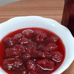 مربا توت فرنگی خوشمزه و تازه هر 500 گرم