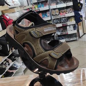 Model discount sandal homyped