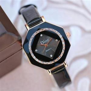 ساعت مچی زنانه طرح دیور Dior